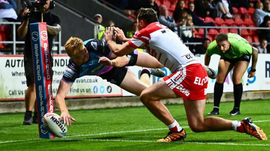 Barron scores hat-trick as Hull FC sink St Helens Barron scores hat-trick as Hull FC sink St Helens