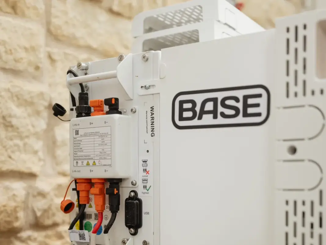 Home batteries are suddenly cheap and everywhere. Here’s why. Home batteries are suddenly cheap and everywhere. Here’s why.