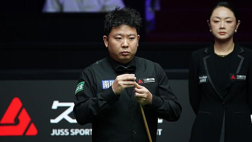 Zhang shocks Zhao in final-ball respot at China Open Zhang shocks Zhao in final-ball respot at China Open