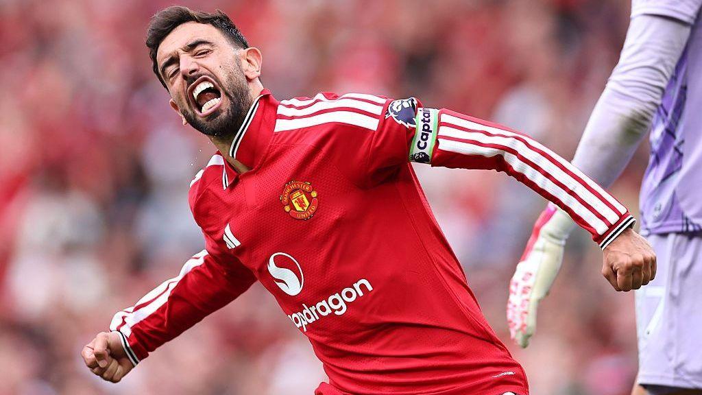 Bruno Fernandes celebrates