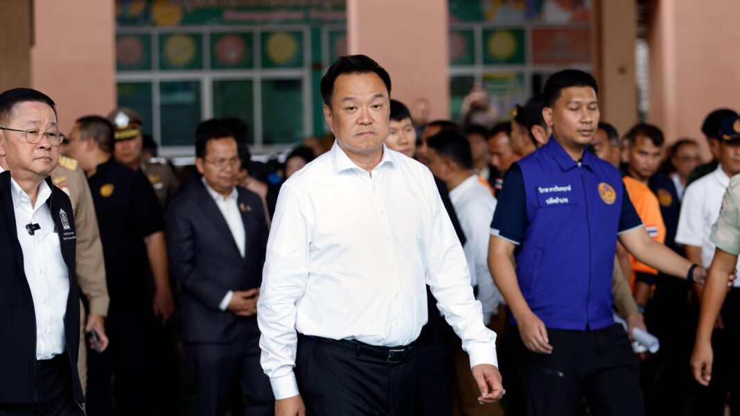 Thai PM vows to introduce stricter gun laws after eight killed in shooting Thai PM vows to introduce stricter gun laws after eight killed in shooting