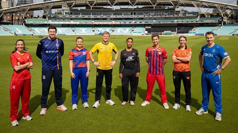 Members of all eight Hundred franchises posing