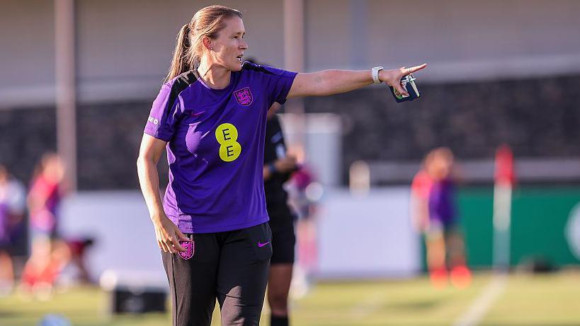 Head Coach Lydia Bedford of England gestures during the International friendly match between Portugal and England