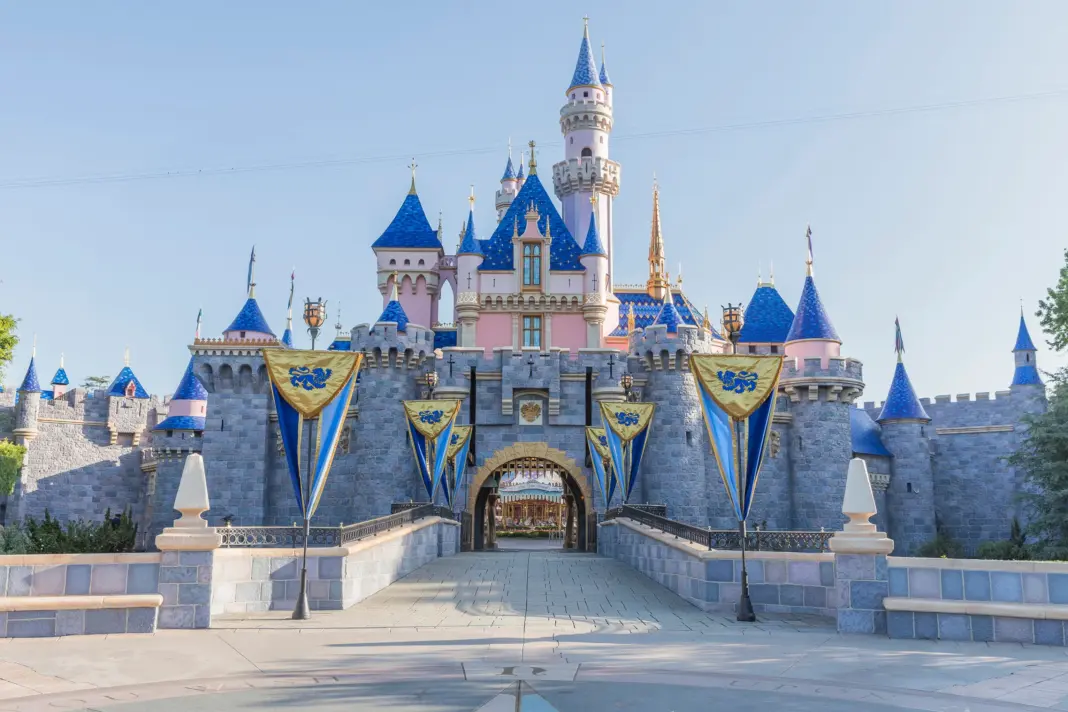 Disneyland Discount Tickets: August 2026 Guide Disneyland Discount Tickets: August 2026 Guide