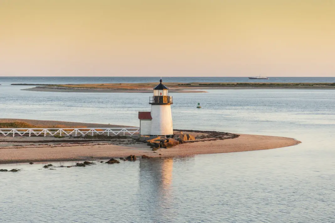 Summer Might Be Coming to an End, But These East Coast Beach Towns Thrive in the Fall Summer Might Be Coming to an End, But These East Coast Beach Towns Thrive in the Fall