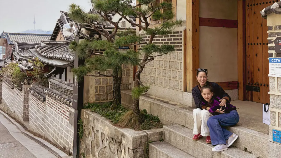 A Mother-and-Tween’s Travel Guide to K-Beauty, Hanboks, and the Brooklyn of Seoul A Mother-and-Tween’s Travel Guide to K-Beauty, Hanboks, and the Brooklyn of Seoul