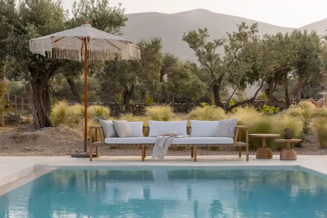 The Best Airbnbs on the Greek Island of Sifnos, From a Converted Windmill to a Modern Apartment The Best Airbnbs on the Greek Island of Sifnos, From a Converted Windmill to a Modern Apartment