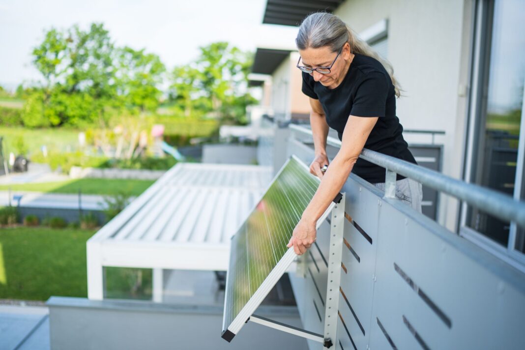 Plug-in solar panels to hit supermarket shelves – will they save you money? Plug-in solar panels to hit supermarket shelves – will they save you money?