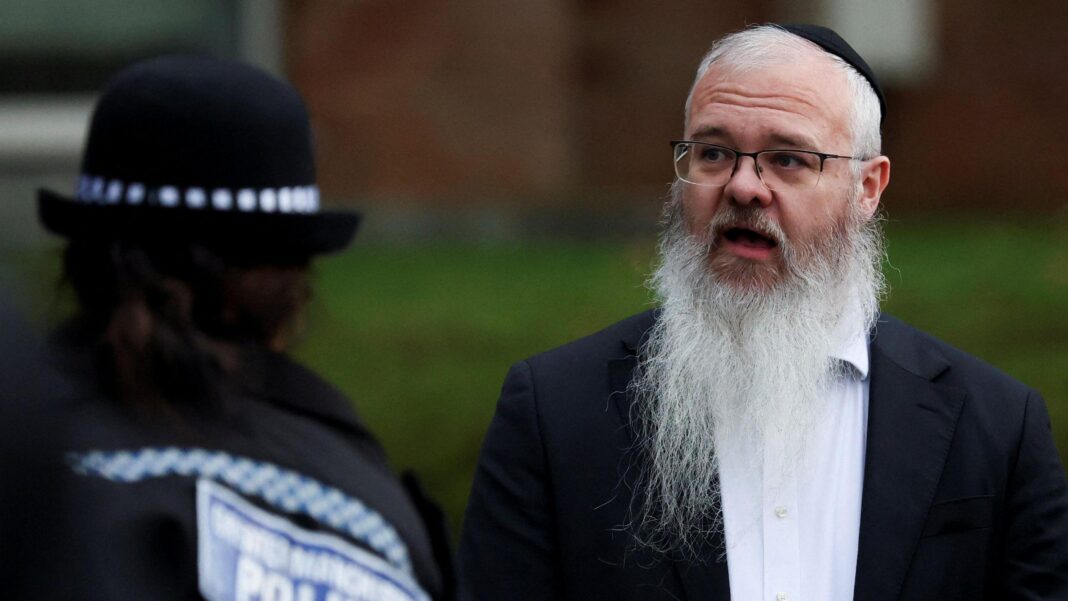 Jewish community in harder position than immediately after synagogue attack, says rabbi Jewish community in harder position than immediately after synagogue attack, says rabbi