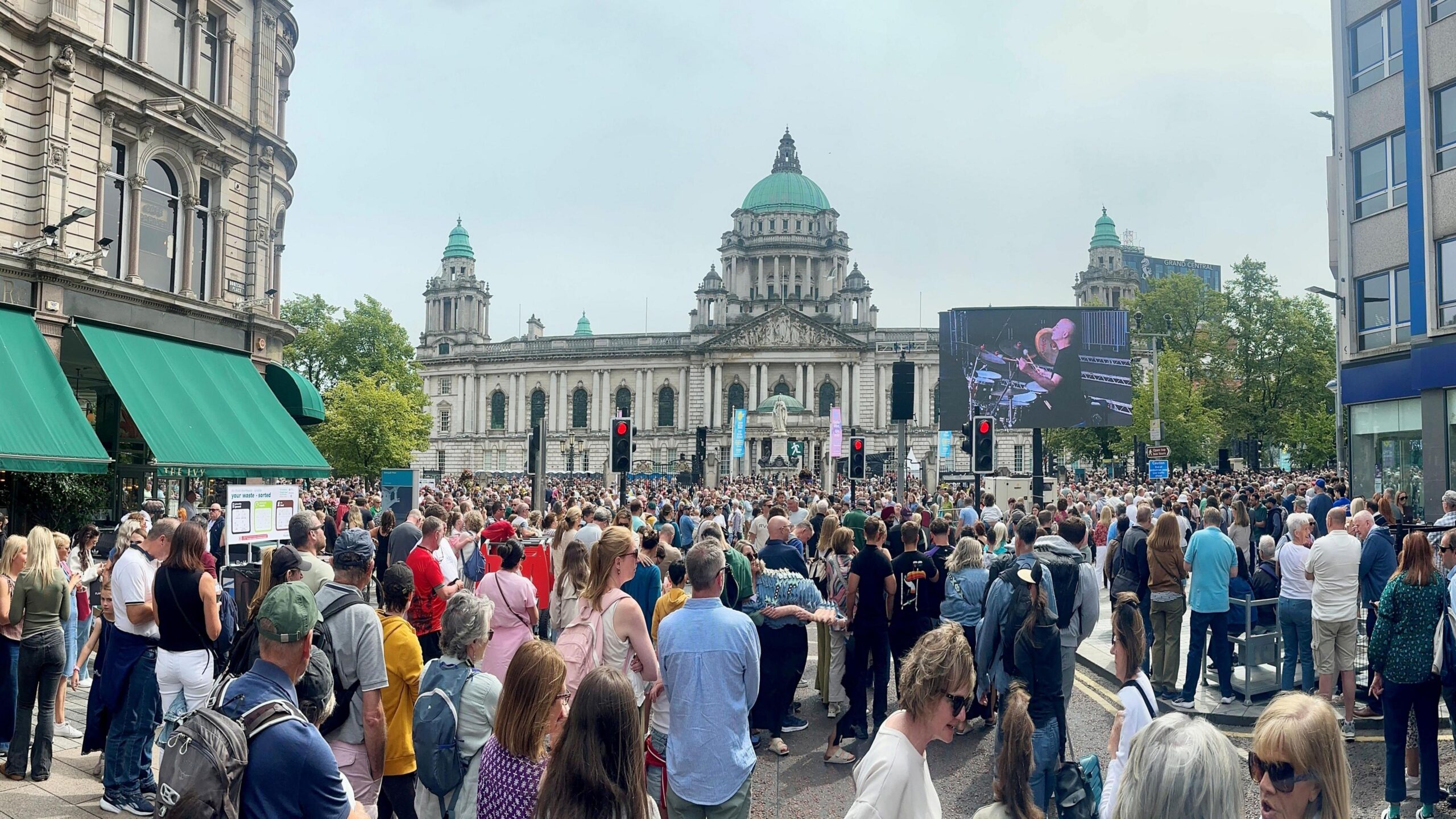 Large crowd outside Belfast city hall