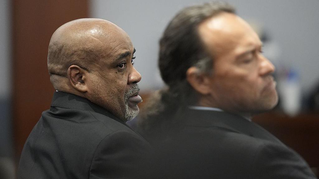 Duane Davis, left, looks on during his murder trial, related to the 1996 killing of rapper Tupac Shakur, at the Clark County District Court at the Regional Justice Center in Las Vegas, Nevada, on 18 August 2026.