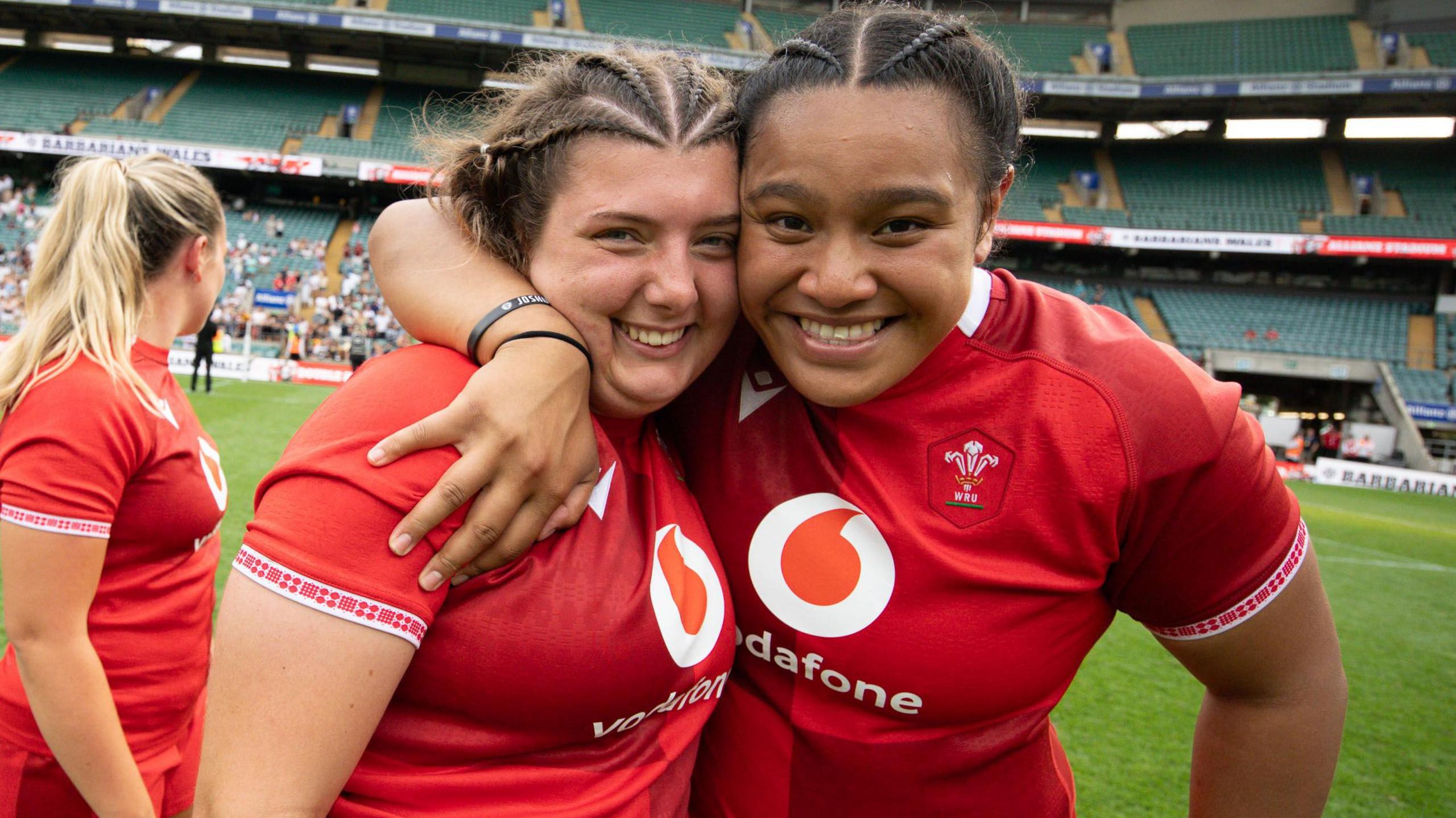 Stella Orrin and Sisilia Tuipulotu