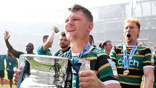 Prem champions Saints name Dingwall club captain Prem champions Saints name Dingwall club captain