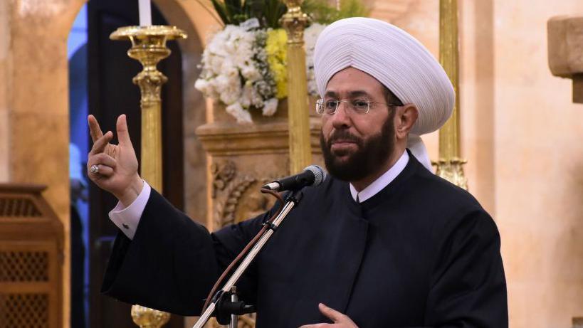 Syria court sentences Assad-era grand mufti to life in prison Syria court sentences Assad-era grand mufti to life in prison