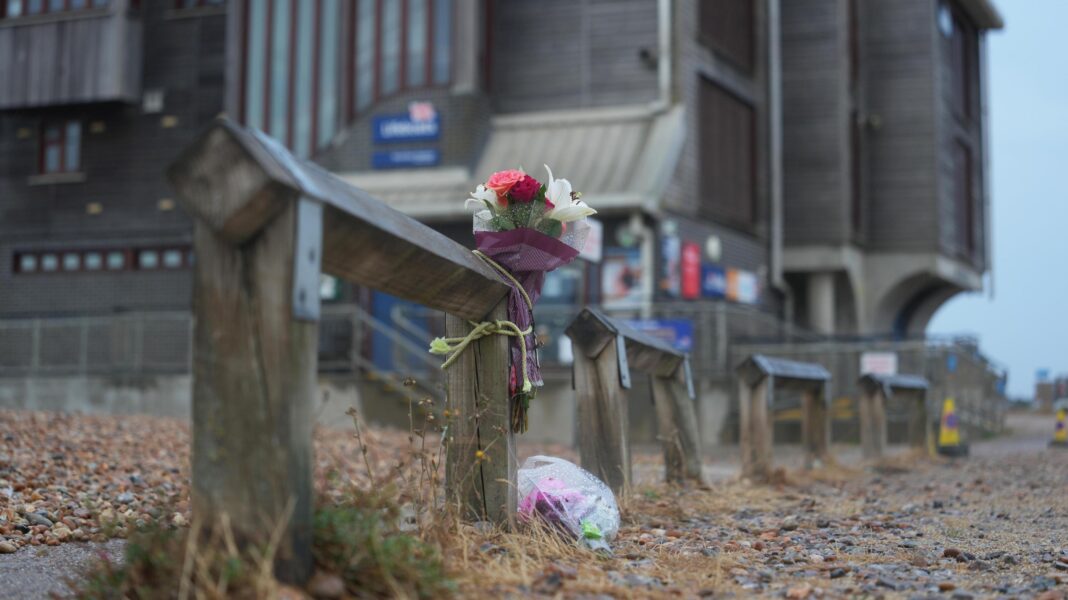 Couple and teenage daughter who died in water off Shoreham named by police Couple and teenage daughter who died in water off Shoreham named by police