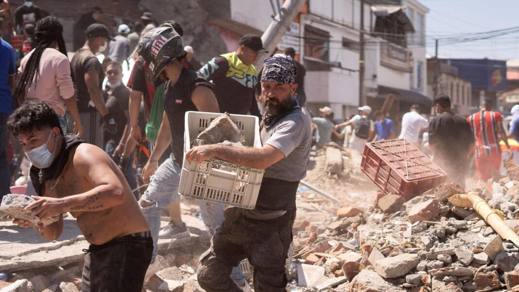 At least 111 killed in Colombia’s largest earthquake in years At least 111 killed in Colombia’s largest earthquake in years