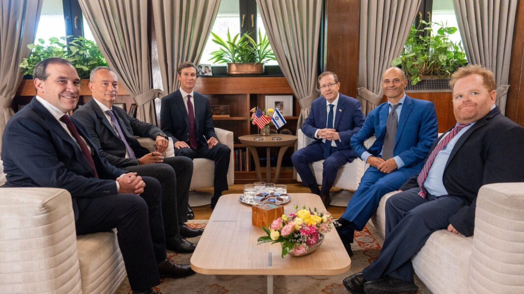 Trump envoy Kushner meets Netanyahu after Hamas talks on peace plan Trump envoy Kushner meets Netanyahu after Hamas talks on peace plan