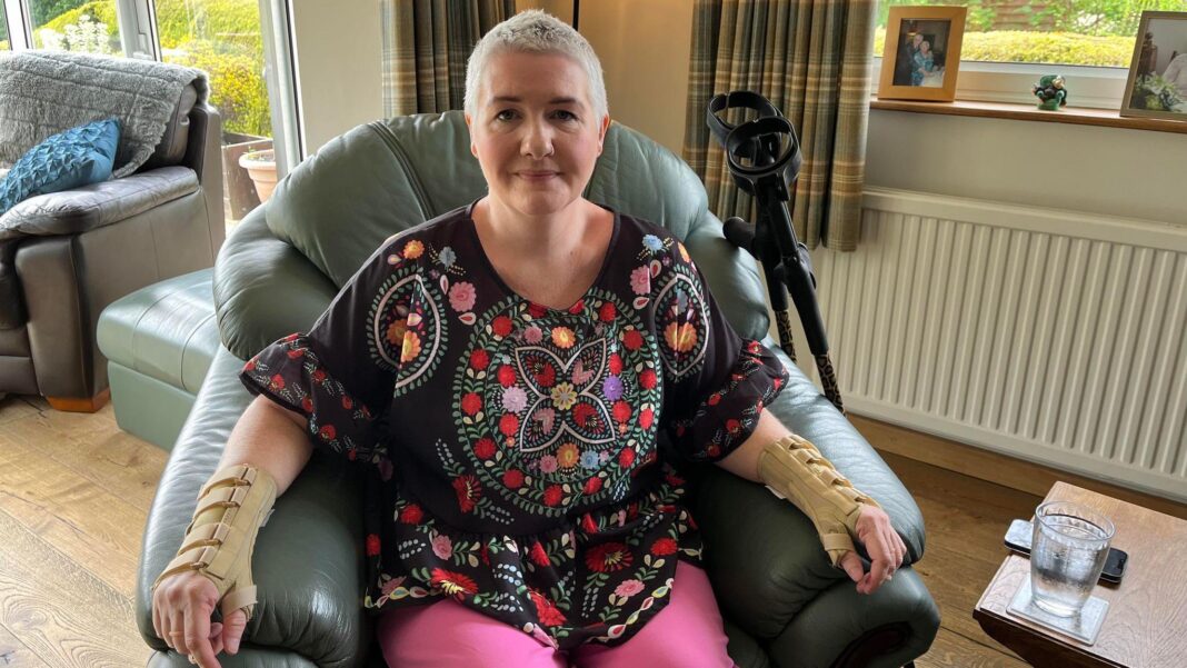 PM challenged to song battle by health campaigner PM challenged to song battle by health campaigner