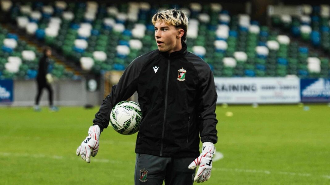 Destination unknown – goalkeeper’s 2,000-mile van trip to find new club Destination unknown – goalkeeper’s 2,000-mile van trip to find new club