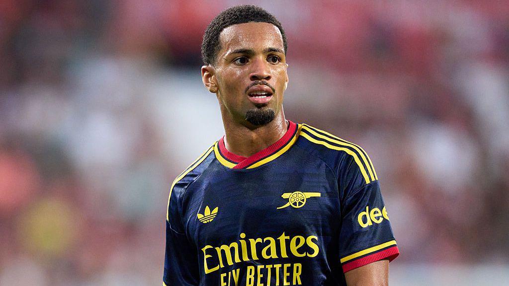 Ethan Nwaneri playing for Arsenal