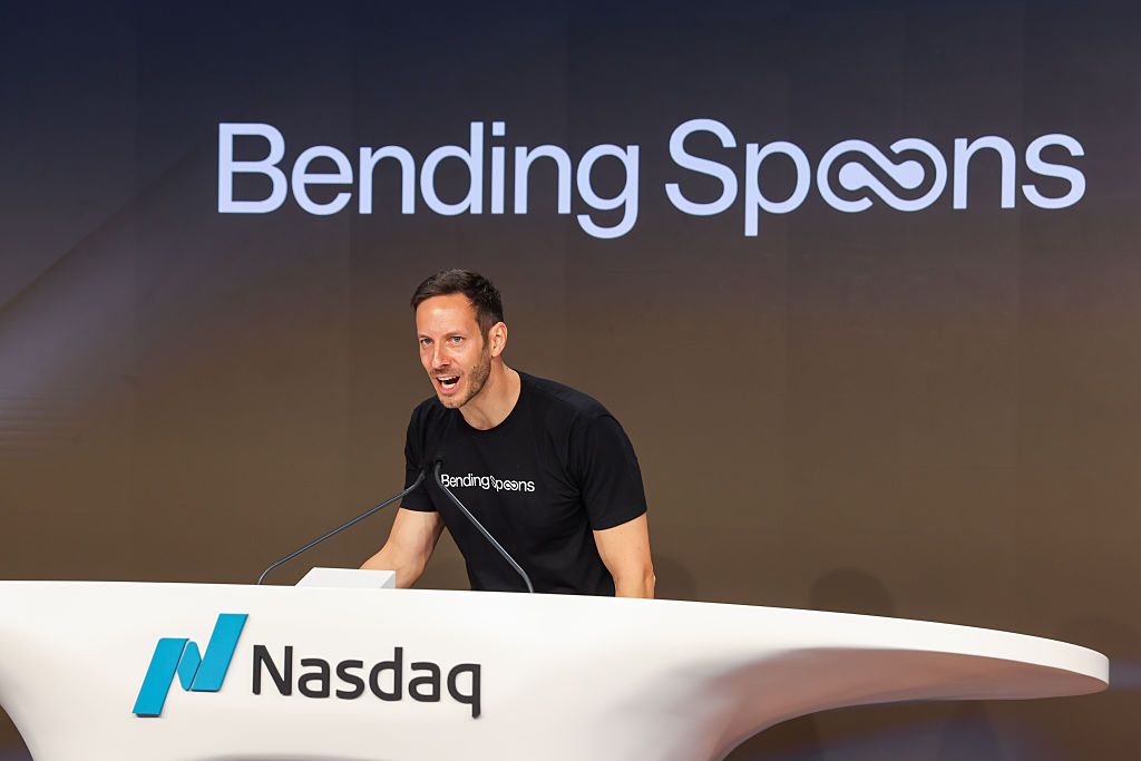 How Bending Spoons finds profits in the tech graveyard How Bending Spoons finds profits in the tech graveyard