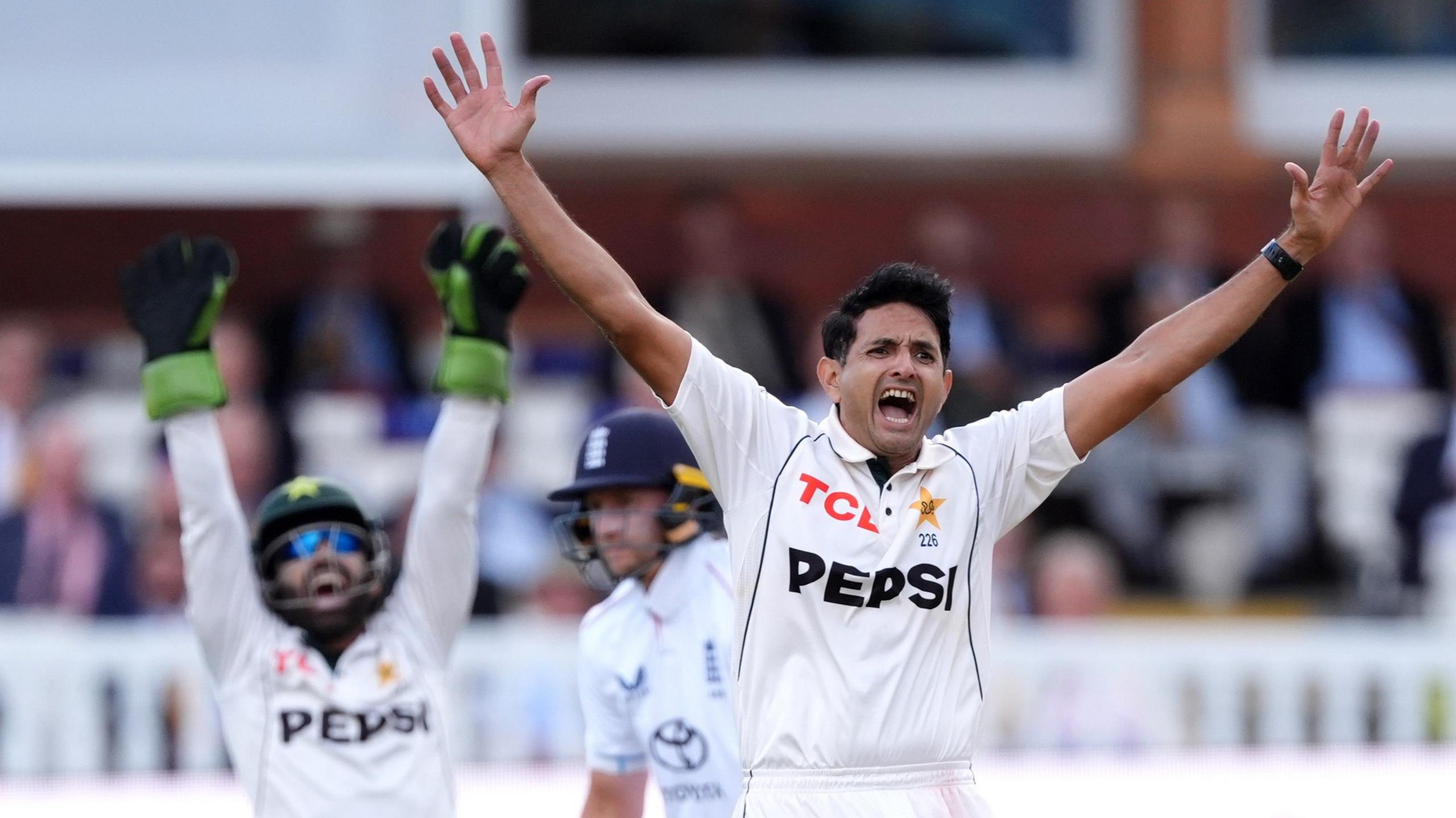 Muhammad Abbas appeals for lbw