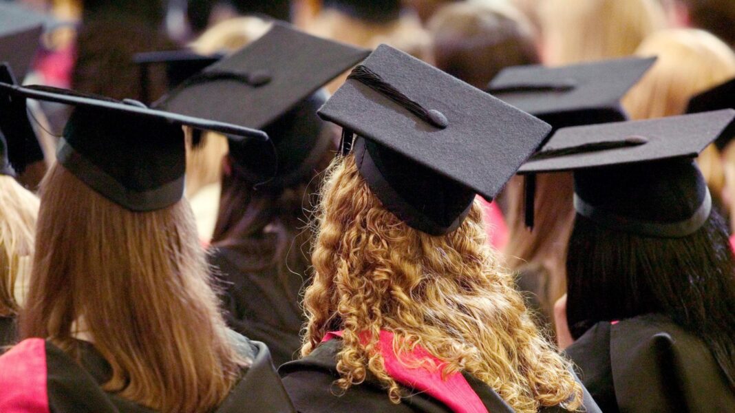 MPs and peers call for student loan reform MPs and peers call for student loan reform