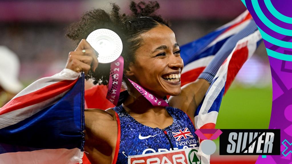 ‘The jump of her life!’ – GB’s Sawyers takes long jump silver ‘The jump of her life!’ – GB’s Sawyers takes long jump silver