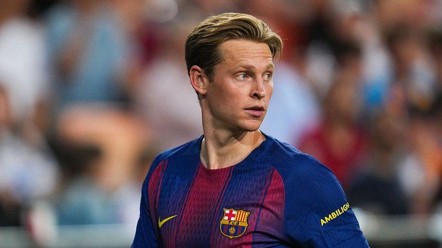 Manchester United spent the summer of 2022 trying to sign Barcelona's Frenkie de Jong but eventually signed Casemiro instead