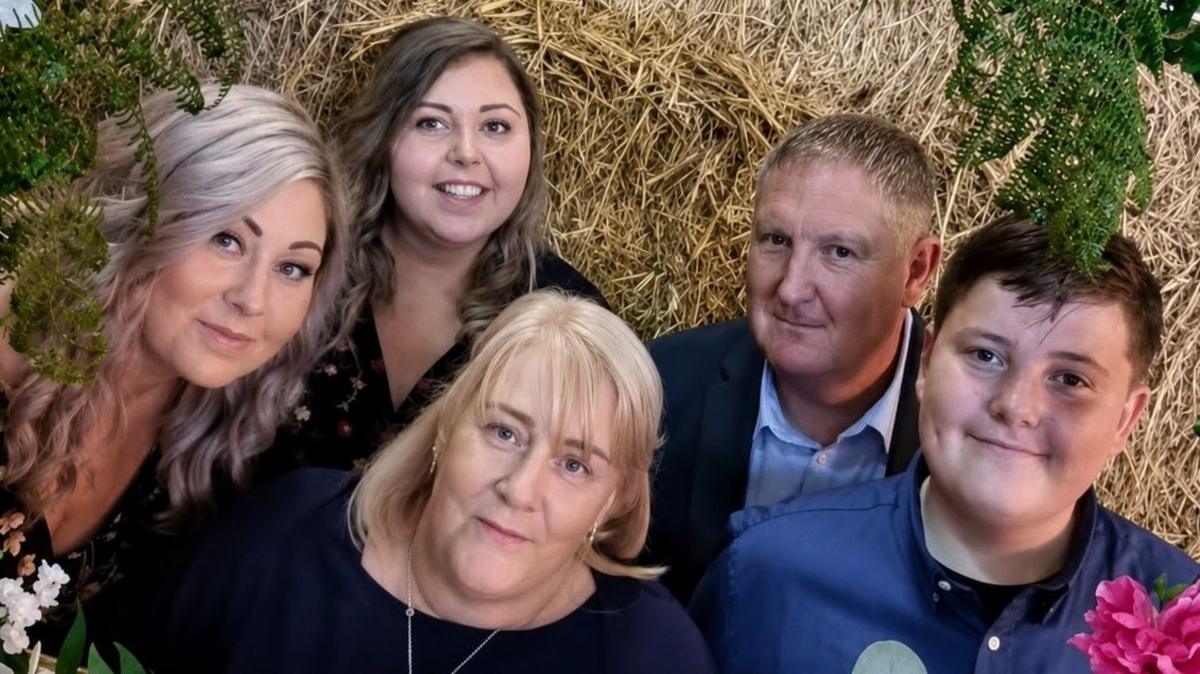 A group photo of Sophie Brimble's family.