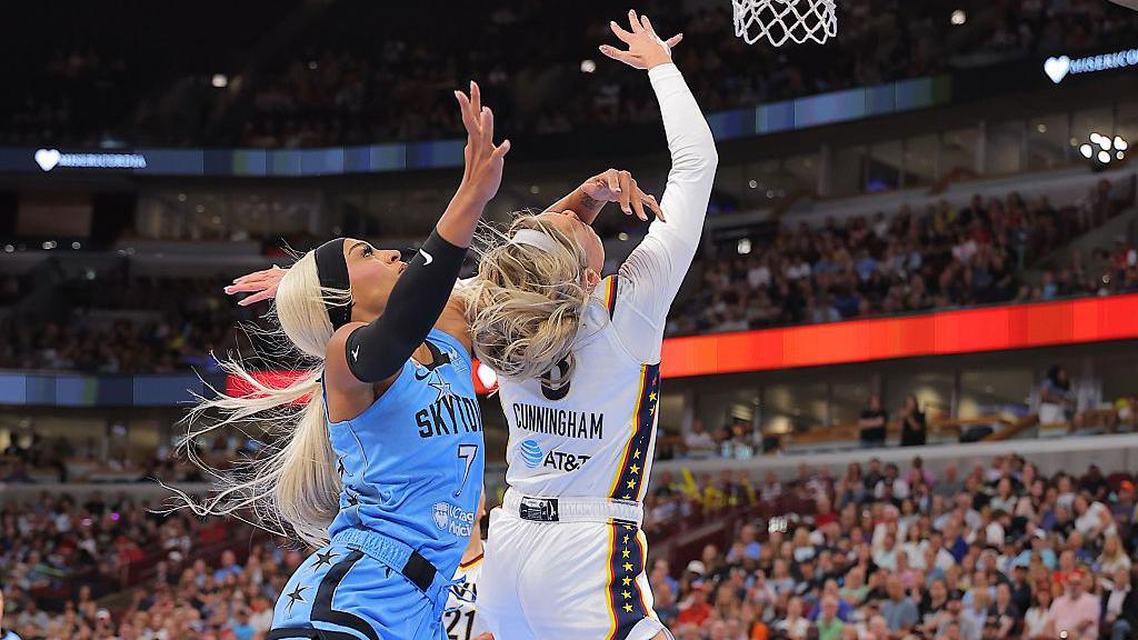 Carrington makes ‘white privilege’ post after ejection Carrington makes ‘white privilege’ post after ejection