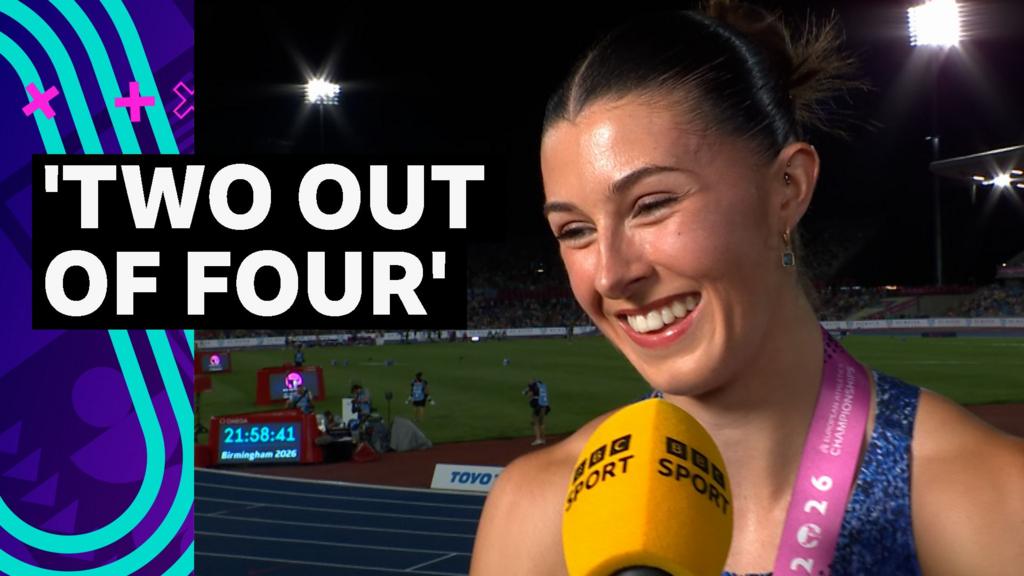 ‘I hope you’re not sick of my face’ – Hunt wants more after 200m gold ‘I hope you’re not sick of my face’ – Hunt wants more after 200m gold