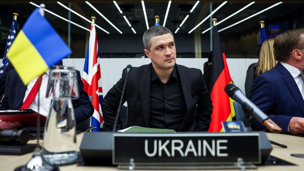 Zelensky has ‘questions to answer’ about corruption in his government, sacked minister tells BBC Zelensky has ‘questions to answer’ about corruption in his government, sacked minister tells BBC