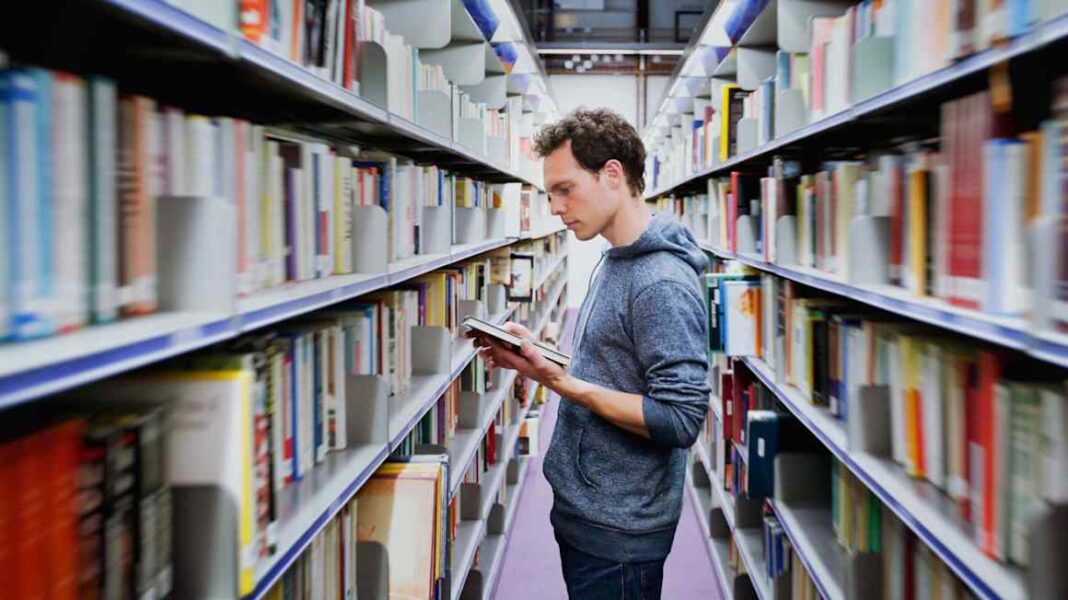 How economics is changing How economics is changing