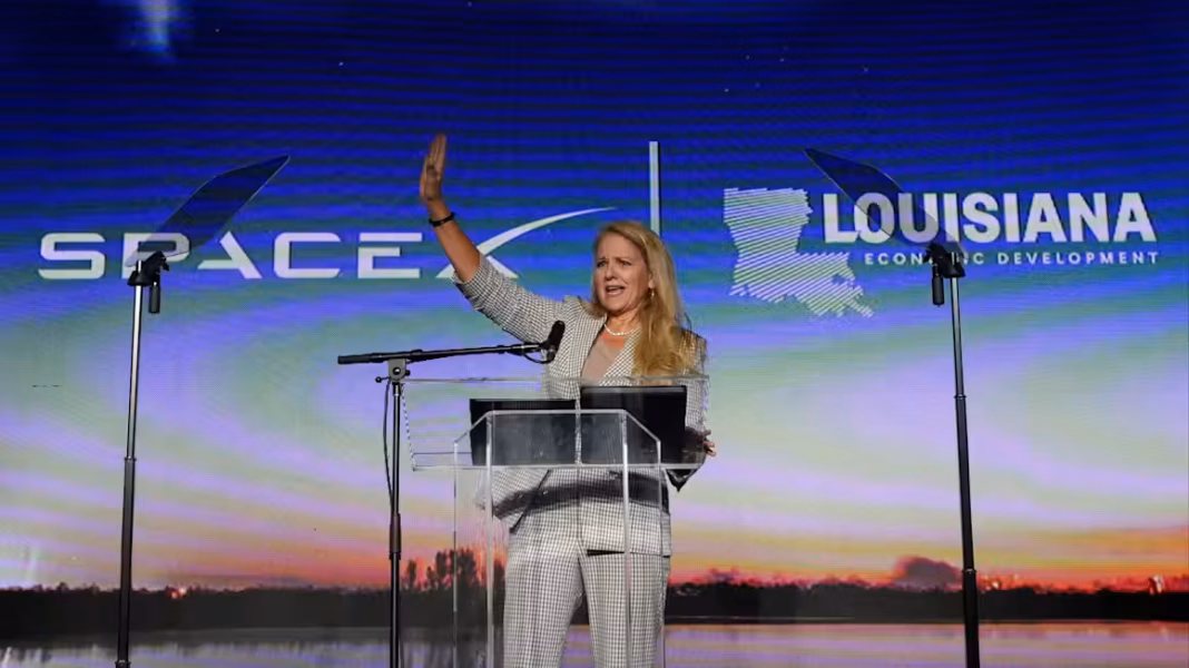 SpaceX commits $100bn to Louisiana space base SpaceX commits $100bn to Louisiana space base