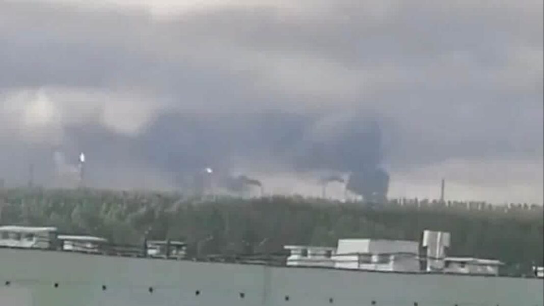 Ukrainian drone strike on oil-refining city in central Russia kills 13 Ukrainian drone strike on oil-refining city in central Russia kills 13