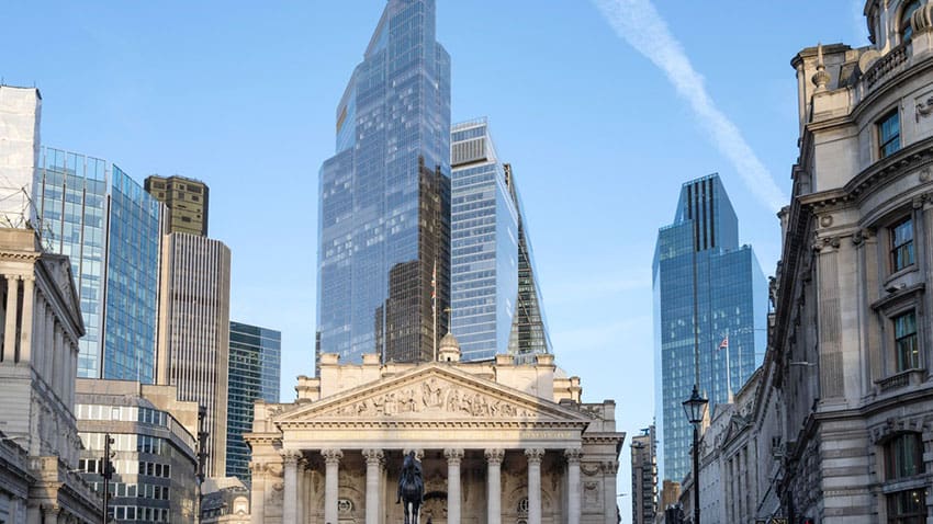 Analysts expect gilt yields to fall before 28 October budget Analysts expect gilt yields to fall before 28 October budget