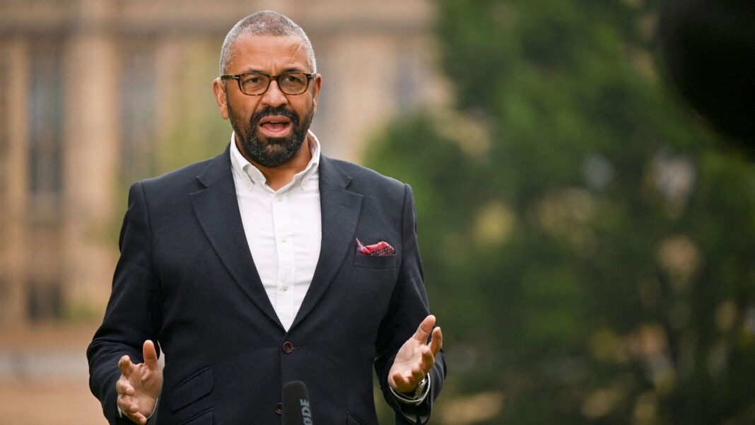 ‘Big-hitting’ Tory MP quits shadow cabinet to stand for London mayor ‘Big-hitting’ Tory MP quits shadow cabinet to stand for London mayor