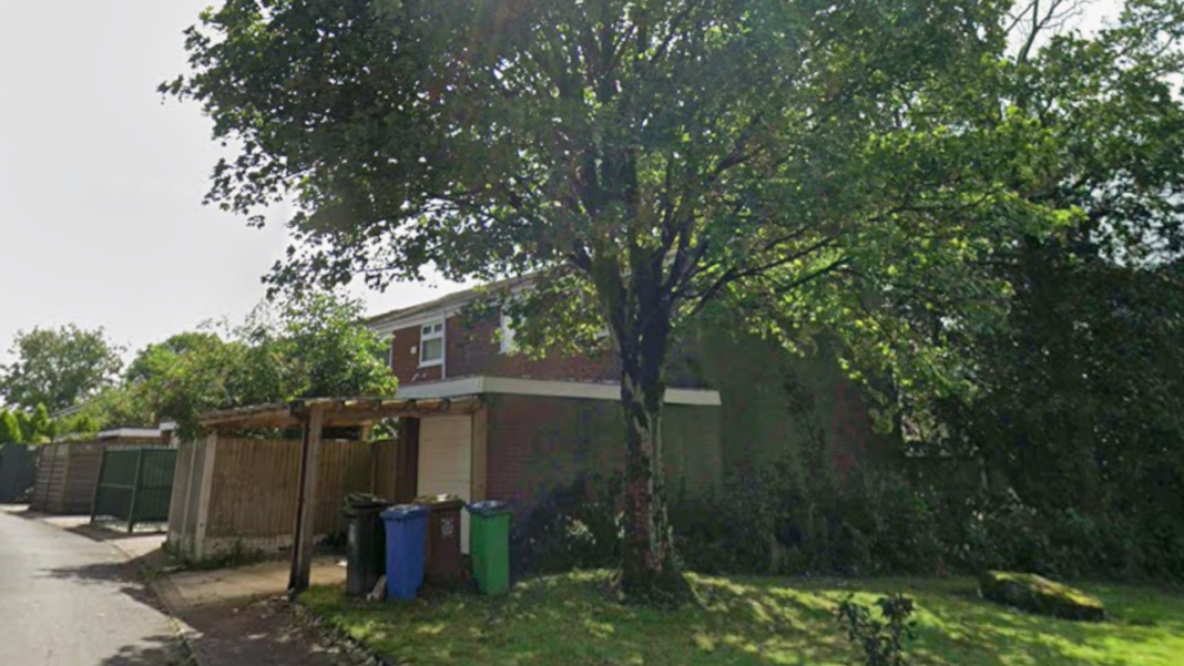 Two young women arrested after child ‘falls from first-floor window’ Two young women arrested after child ‘falls from first-floor window’