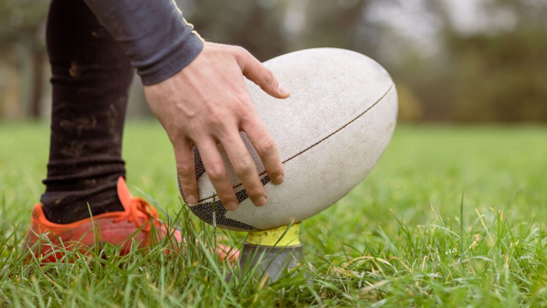 Hundreds of ex-rugby players win bid to carry on lawsuits over brain injuries Hundreds of ex-rugby players win bid to carry on lawsuits over brain injuries
