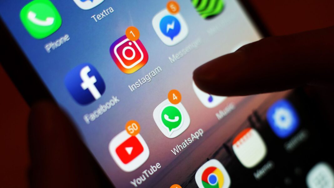 Meta goes on trial over child social media addiction and privacy Meta goes on trial over child social media addiction and privacy