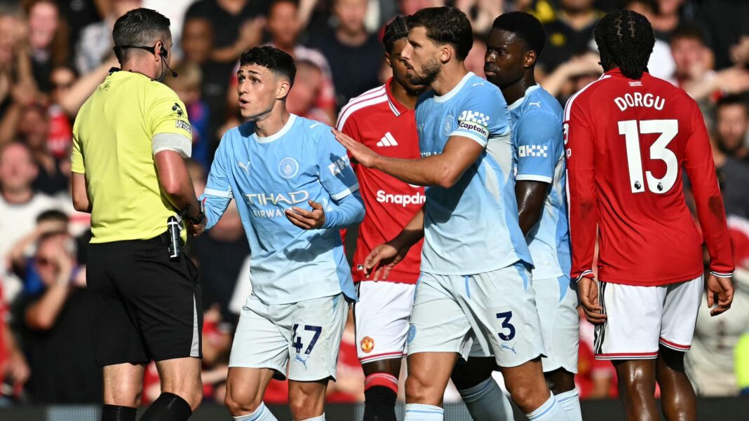 Foden dismissed in derby – but did he deserve it? Phil Foden sent off against Manchester United
