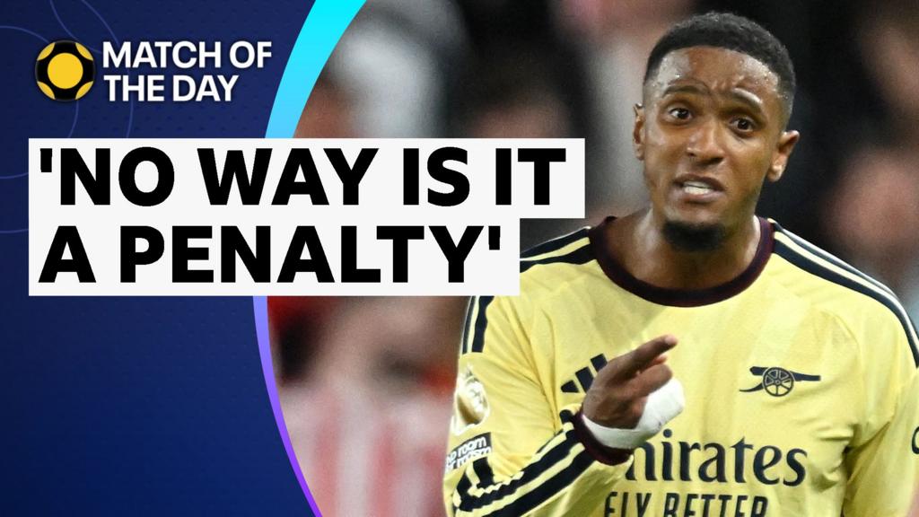 Referee ‘completely wrong’ to award penalty – Williams image