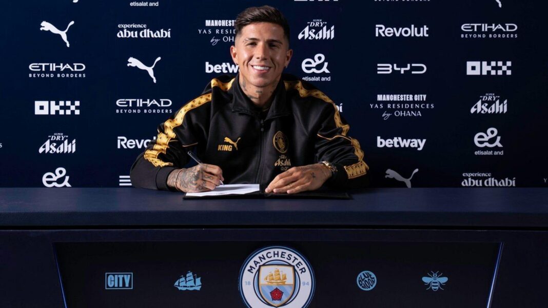 Fernandez joins Man City for joint-British record £125m Fernandez joins Man City for joint-British record £125m