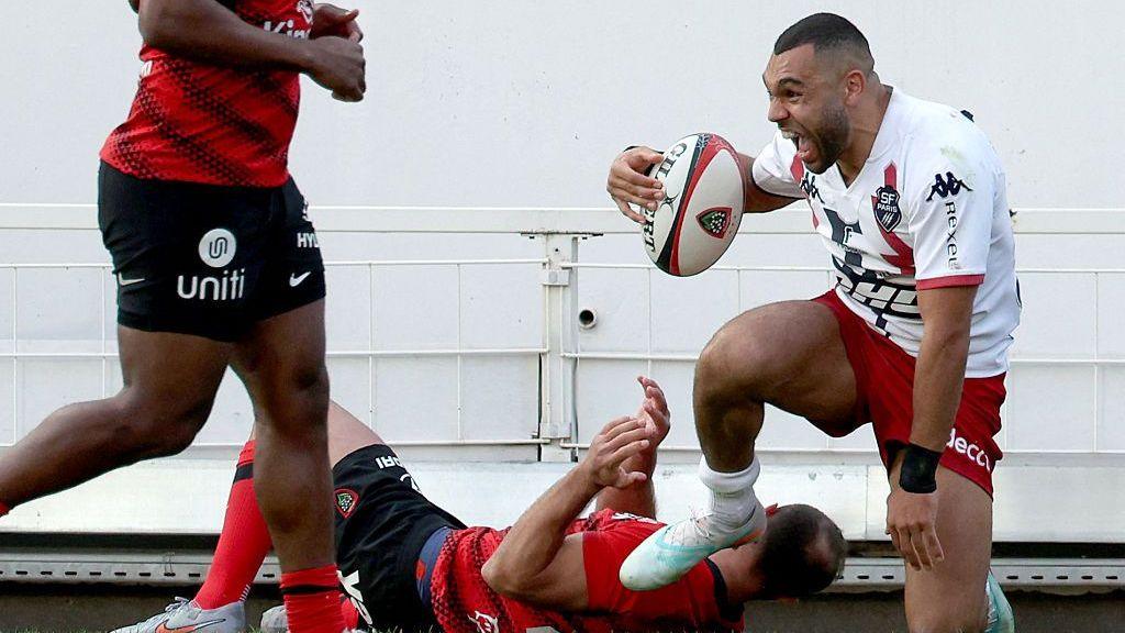 Joe Marchant scores for Stade Francais