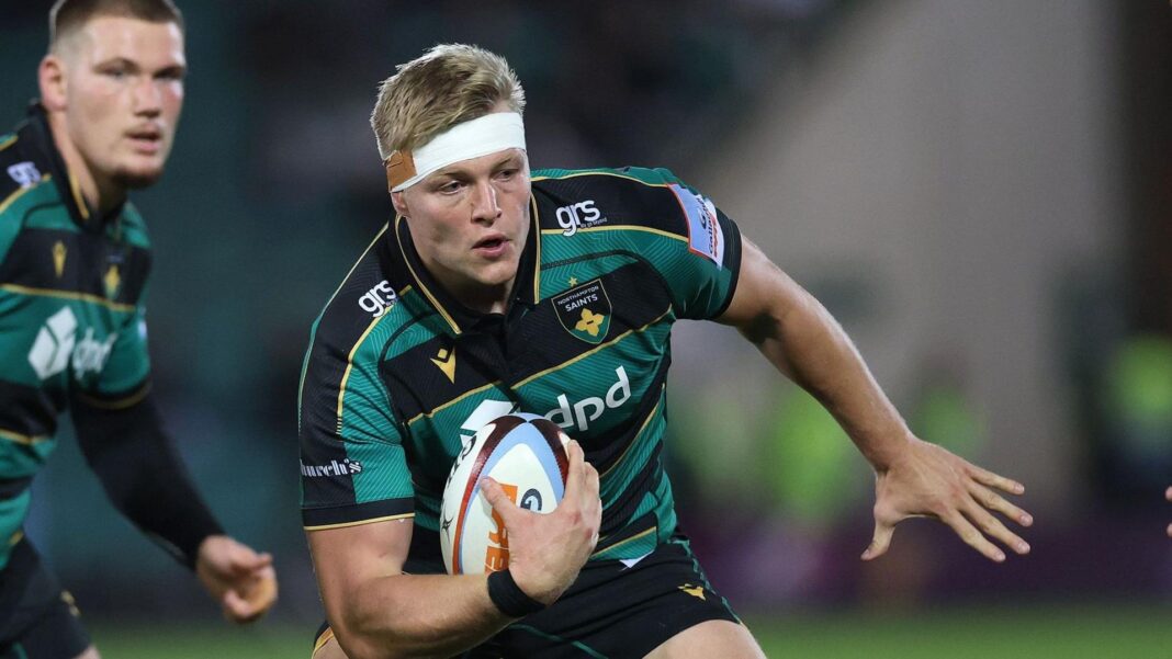 Tom Pearson in action for Northampton Saints
