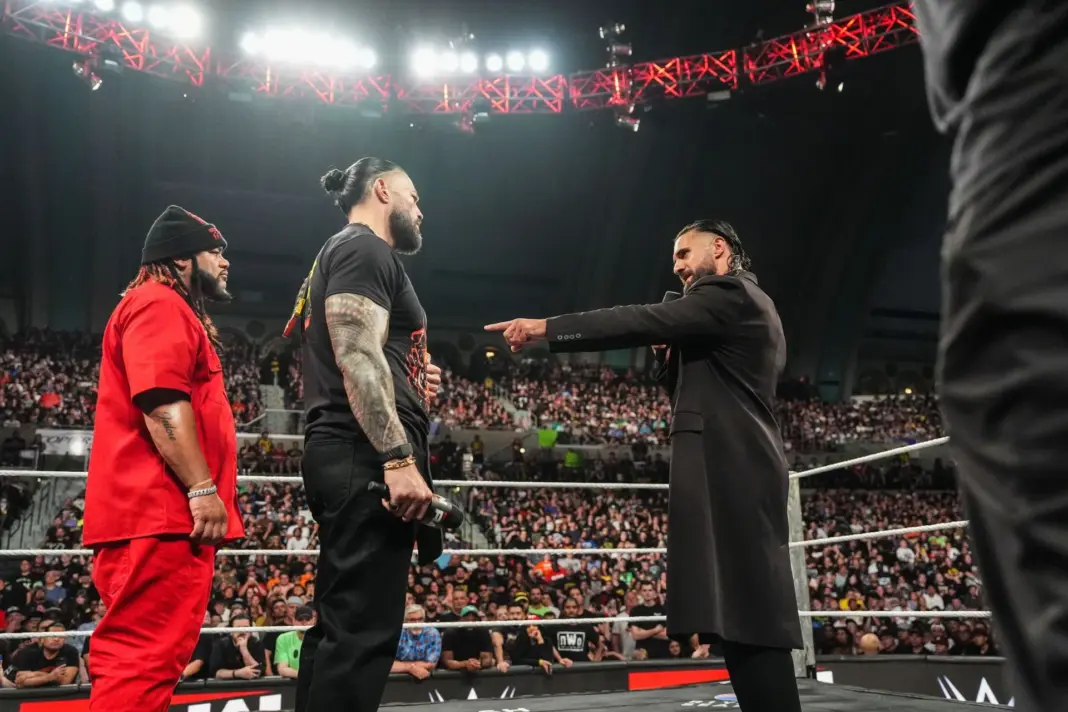 3 Reasons why Seth Rollins shouldn’t back Roman Reigns and The Bloodline against 946 3 Reasons why Seth Rollins shouldn’t back Roman Reigns and The Bloodline against 946