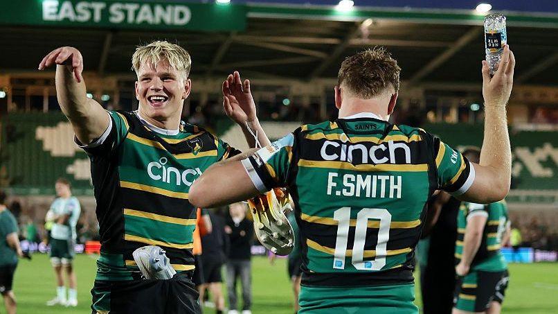 Henry Pollock and Fin Smith
