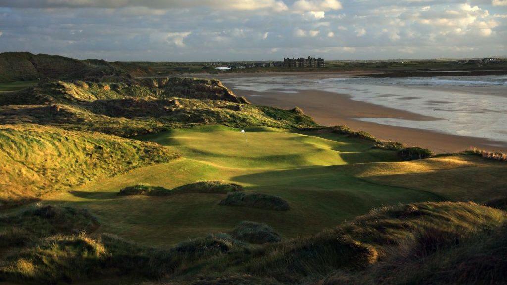 The 14th hole at Doonbeg