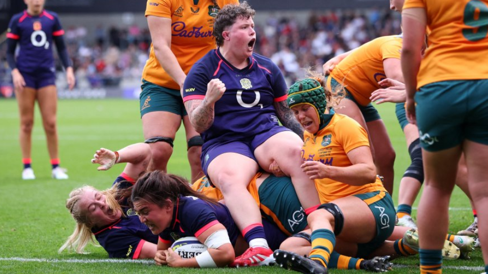 Hannah Botterman celebrates
